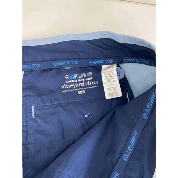 Men Vineyard Vines OTG On-The-Go blue performance chino shorts, 50B - Picture 3 of 3